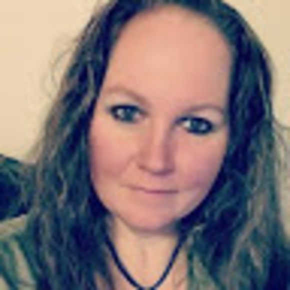 Meet your Posher, Christine - Picture 1 of 1